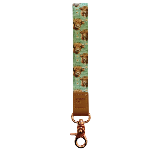 Highland Cow Wristlet